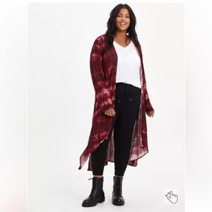 Torrid size 00x 10 M/L Wine Tie Dye Gauze Kimono